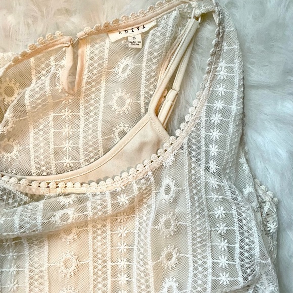 Adiva Cream 2pc. Lace Tank Top with Cami - Picture 3 of 6